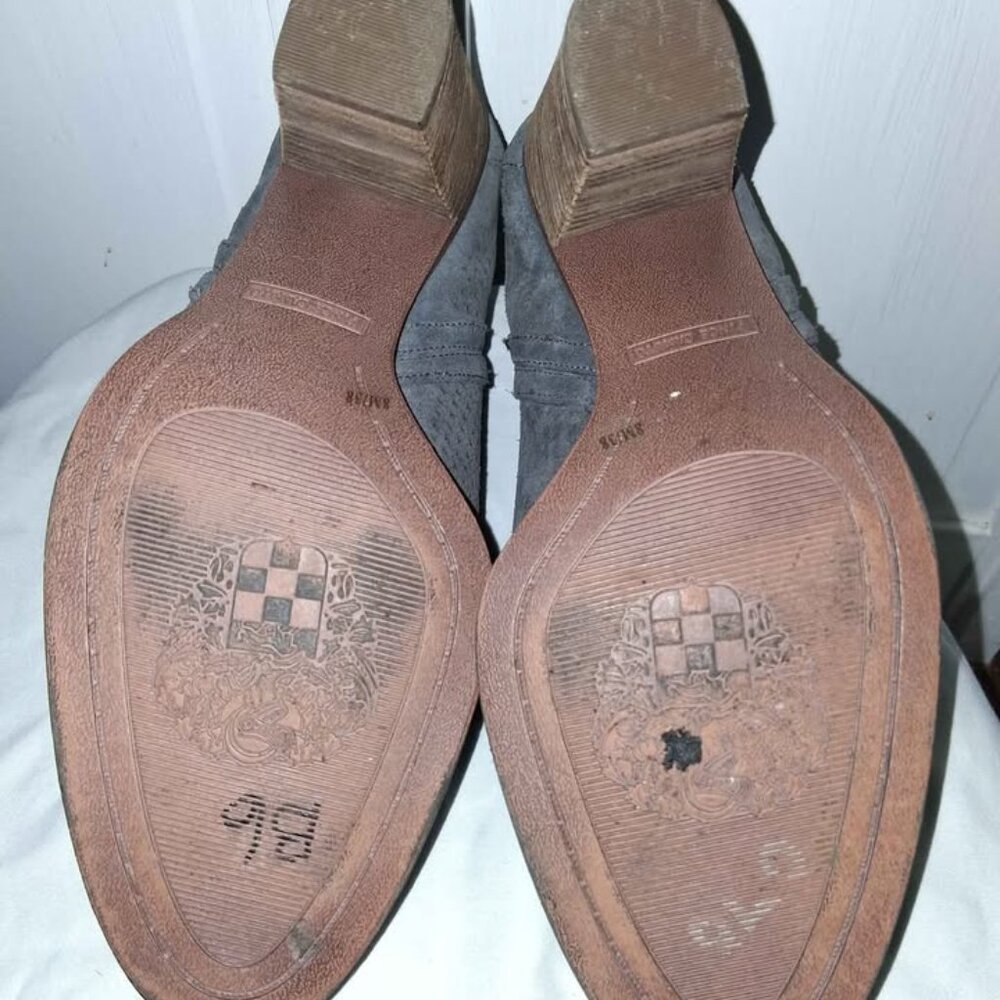 Vince Camuto Grey Suede Leather Booties 8 - Picture 3 of 5